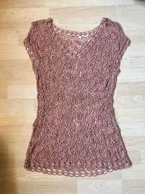 Crochet Lace V-Neck tunic in Dusty Rose